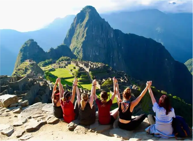 Día 1: Cusco – Hidroeléctrica – Aguas Calientes