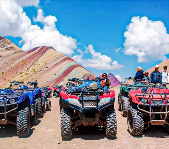 CUATRIMOTOS MONTAÑA DE COLORES